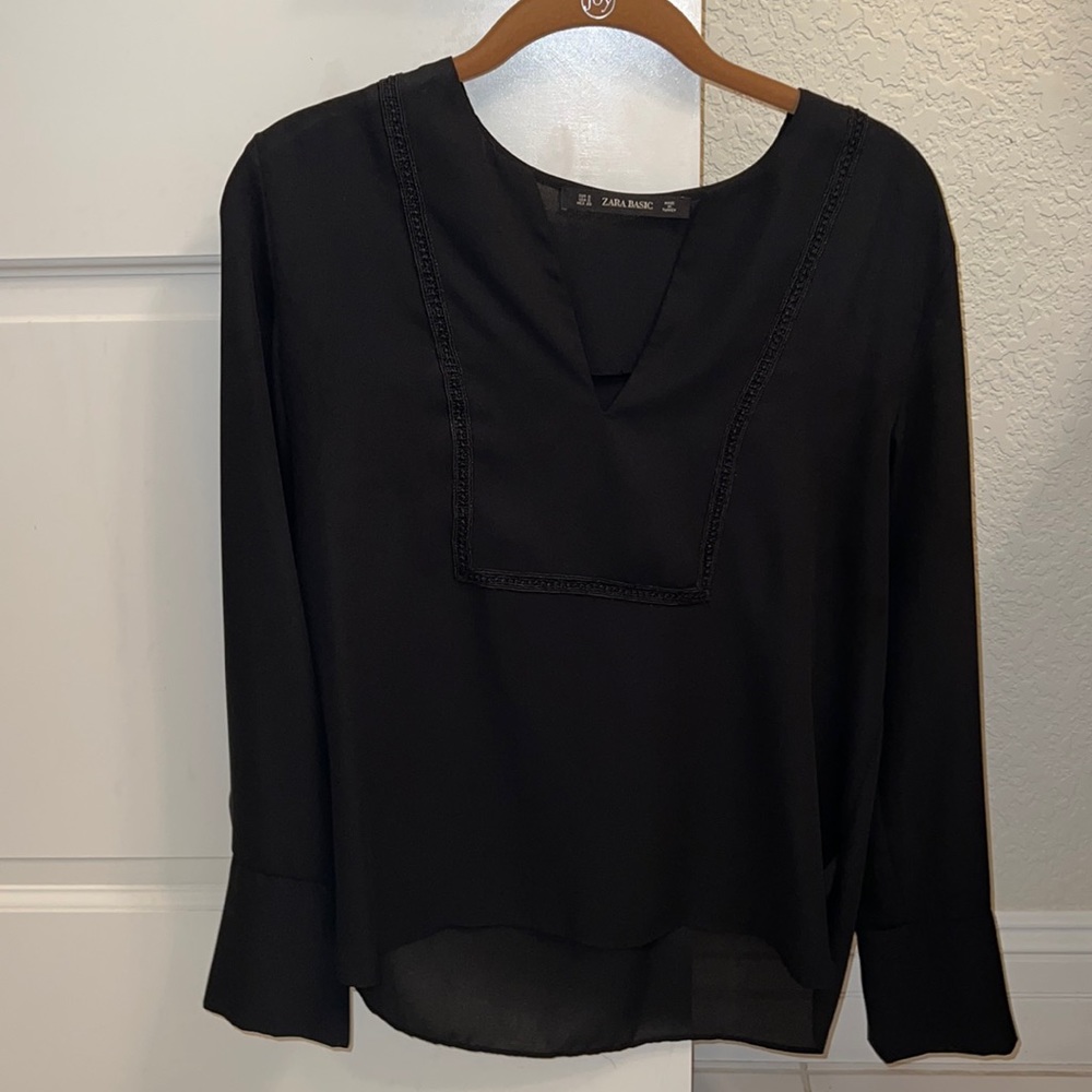 ZARA black blouse. Size small. Never worn!